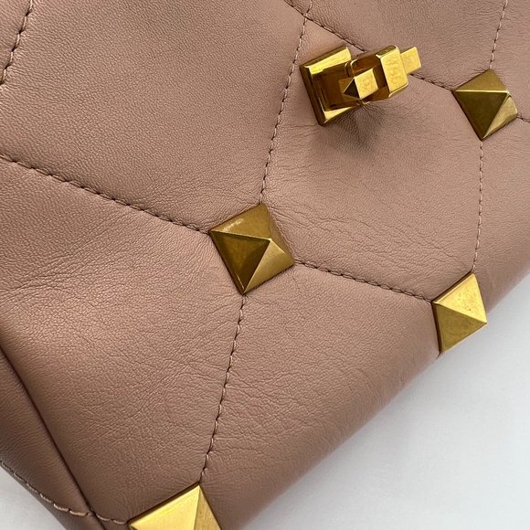 Valentino Medium Roman Stud Shoulder Bag - Picture 12 of 14